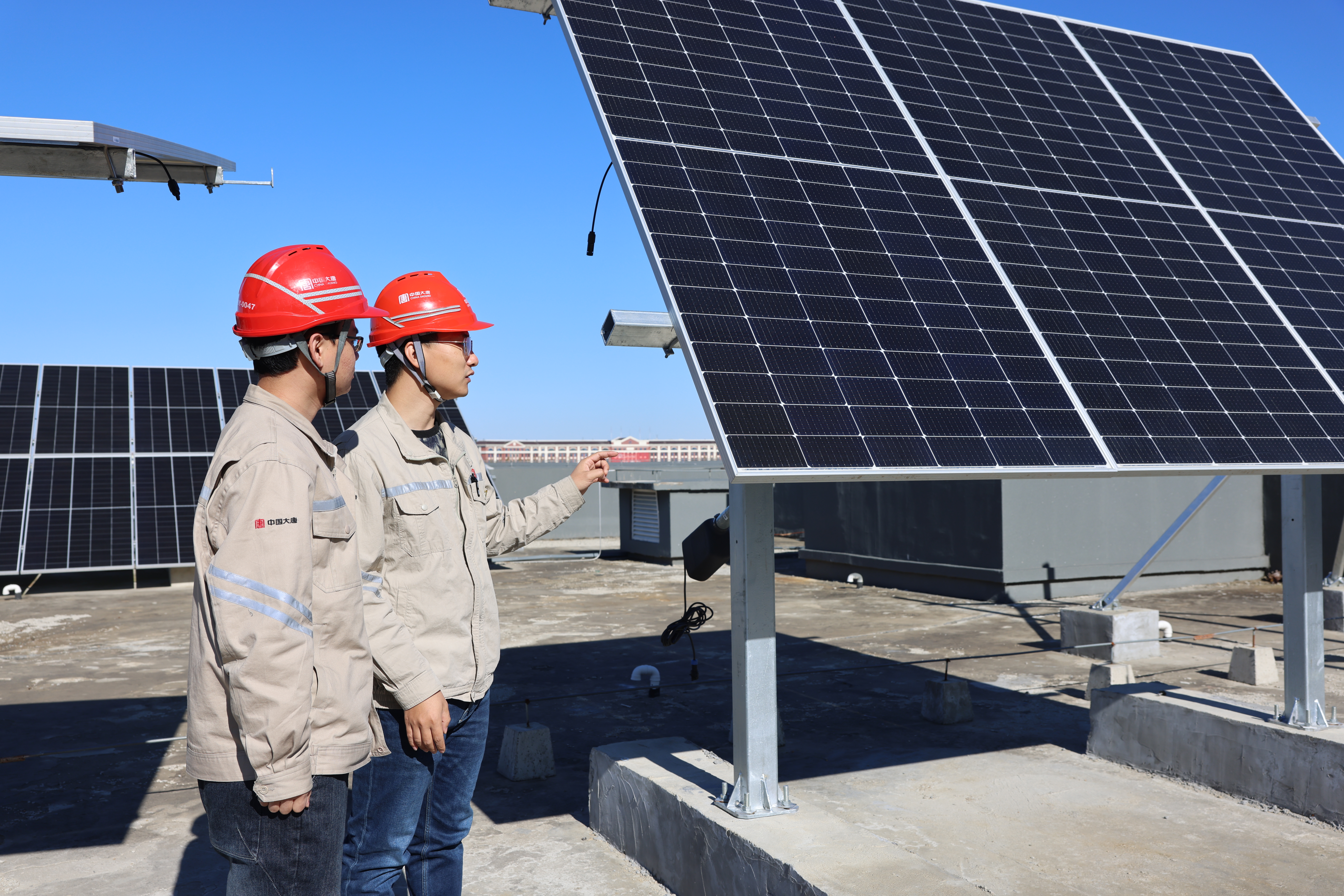 1682320310925033890.jpg 建设智能微网试验平台.jpg